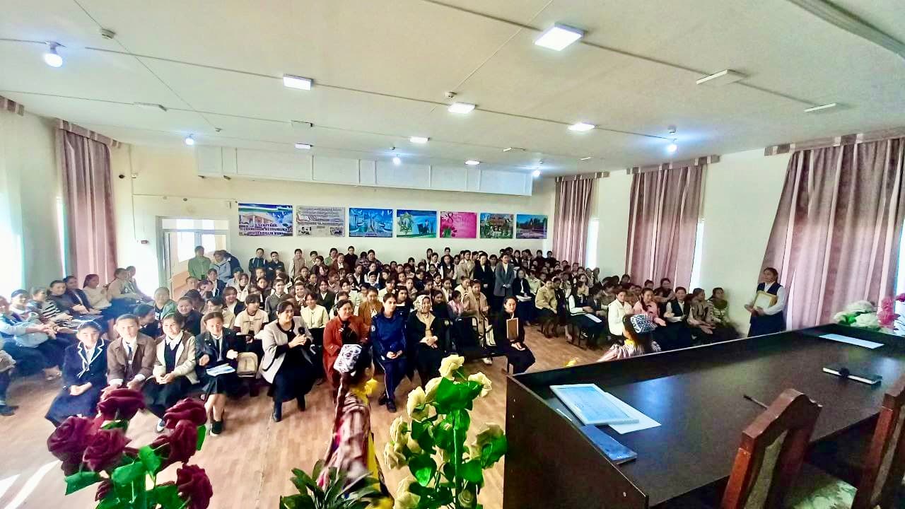 Bandixonda “Turmush” tadbiri doirasida o‘quvchi-qizlar bilan profilaktik uchrashuv o‘tkazildi