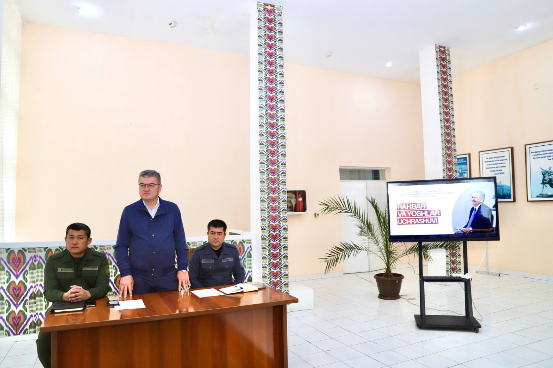 Ёшлар сиёсати — келажакка қаратилган ишончли сармоя: “Пайшанба — ёшлар куни”