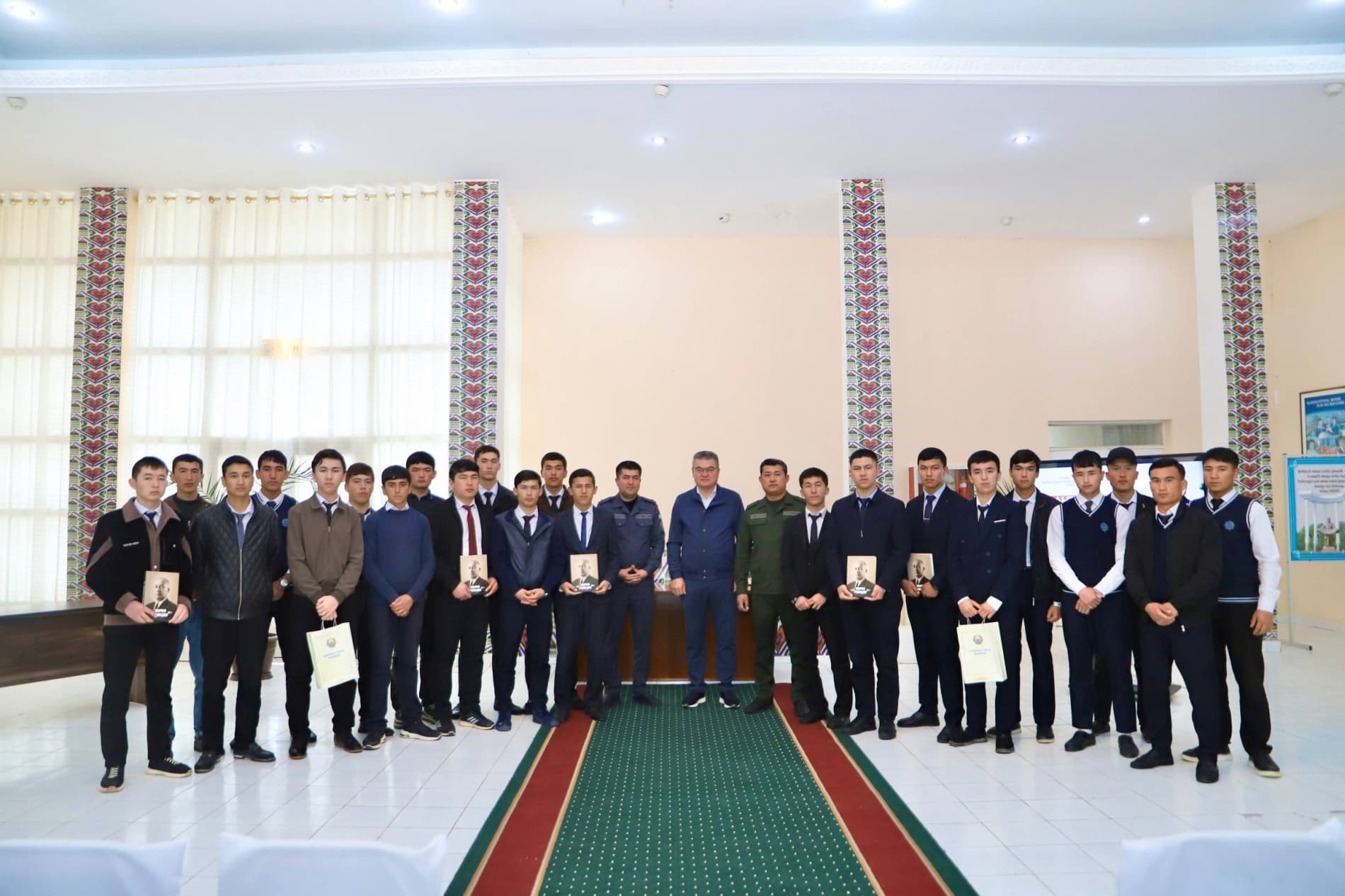 Ёшлар сиёсати — келажакка қаратилган ишончли сармоя: “Пайшанба — ёшлар куни”