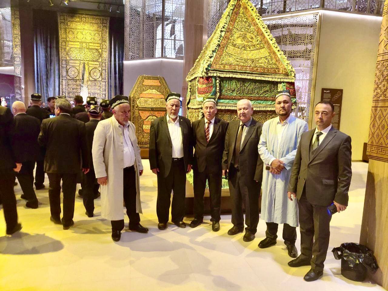 Bandixonlik nuroniylar va mehnat faxriylari “Islom sivilizatsiyasi” markazini ziyorat qilmoqda