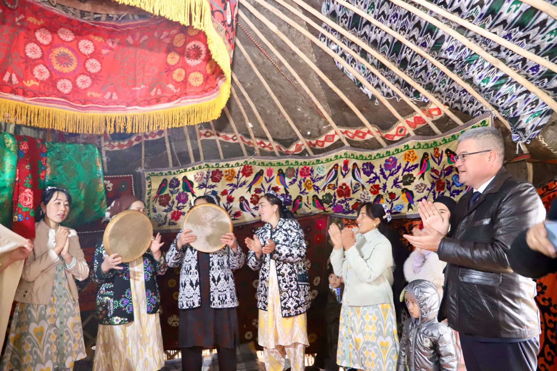 Бандихон туманида "Наврўз" умумхалқ байрамига атаб тайёрланган байрам тантаналари