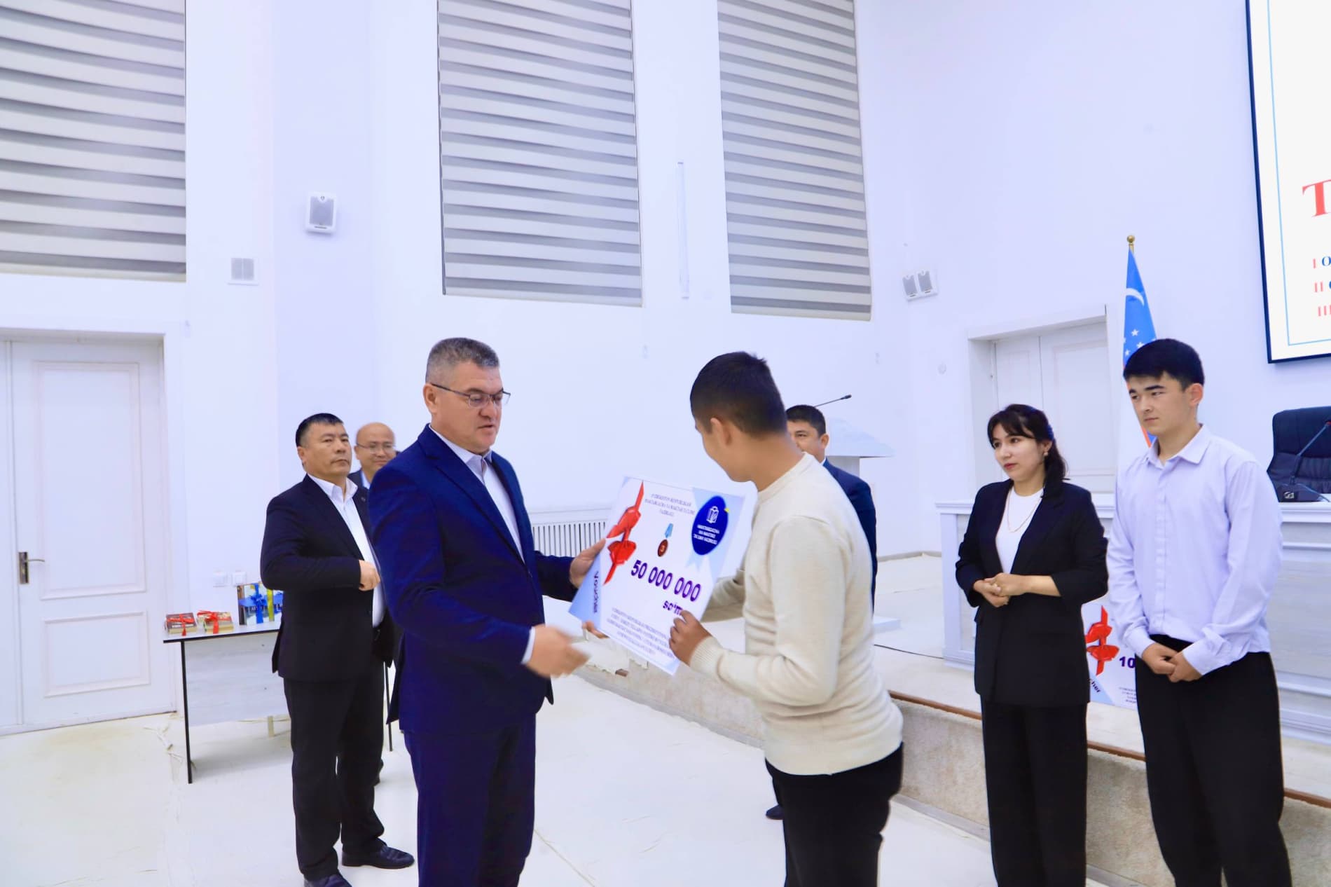 Bandixonda ta’limga e’tibor, xorijiy tillarni o‘rganishga esa alohida rag‘bat!