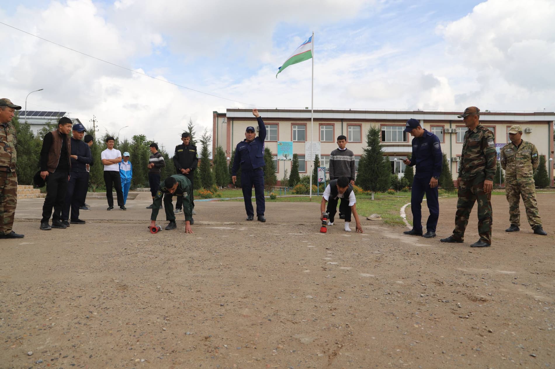 Bandixonda “Yosh qutqaruvchi” musobaqasining tuman bosqichi o‘tkazildi