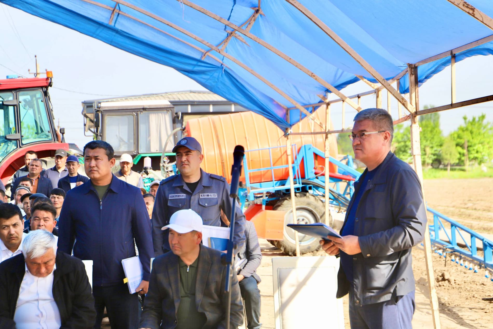 Bandixonda qishloq xo‘jaligi sohasida samaradorlikni oshirish, hosildorlikni ko‘paytirish hamda kelgusi mavsumga puxta tayyorgarlik ko‘rish borasidagi ishlar holati o'rganildi