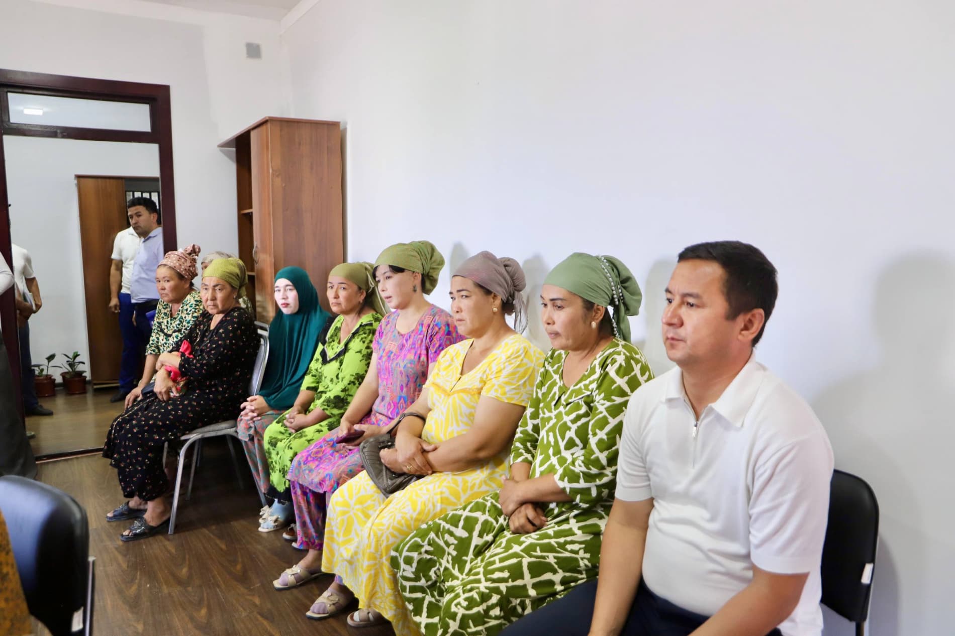Xalq bilan yuzma-yuz muloqot — muammolar yechimining eng qisqa yo‘li: Bandixonda navbatdagi hokim qabuli o‘tkazildi