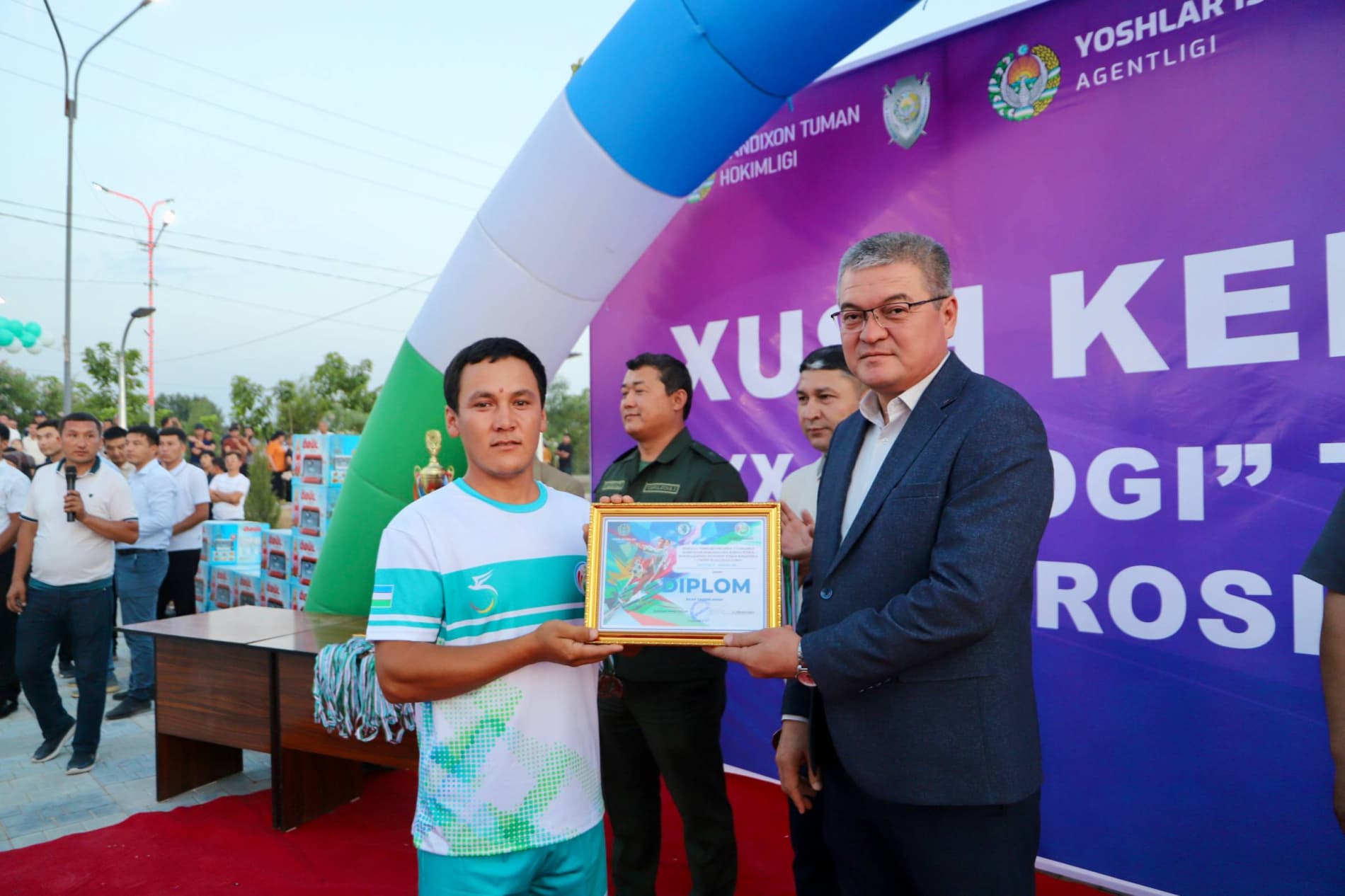 Bandixonda Davlat xavfsizlik xizmati kubogi g‘oliblari e’tirof etilib, GALA-KONSERT dasturi bo'lib o'tdi.
