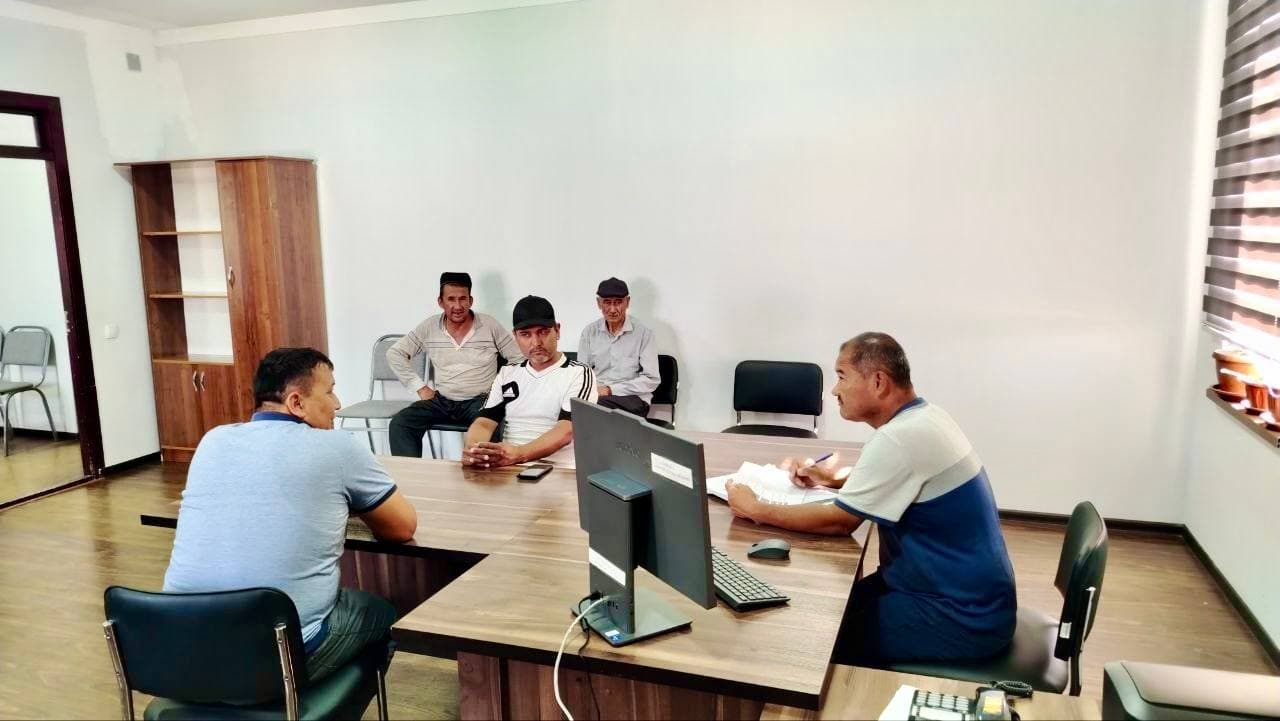 Bandixonda tuman hokimining o'rinbosarlari tomonidan shaxsiy qabullar o'tkazilmoqda