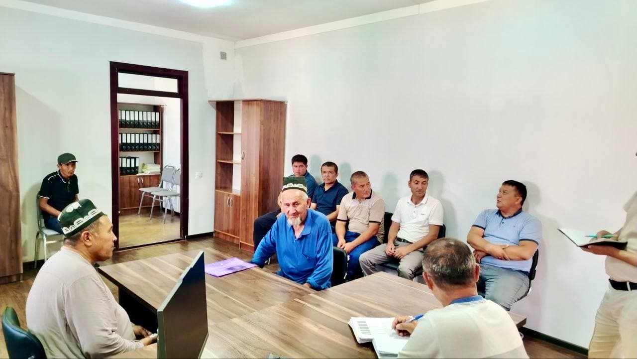 Bandixonda tuman hokimining o'rinbosarlari tomonidan shaxsiy qabullar o'tkazilmoqda