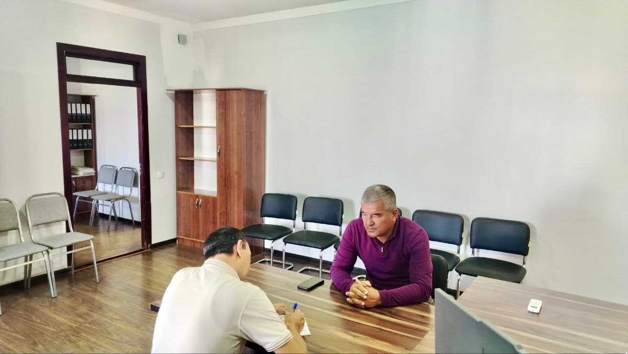 Bandixonda tuman hokimining o'rinbosarlari tomonidan shaxsiy qabullar o'tkazilmoqda