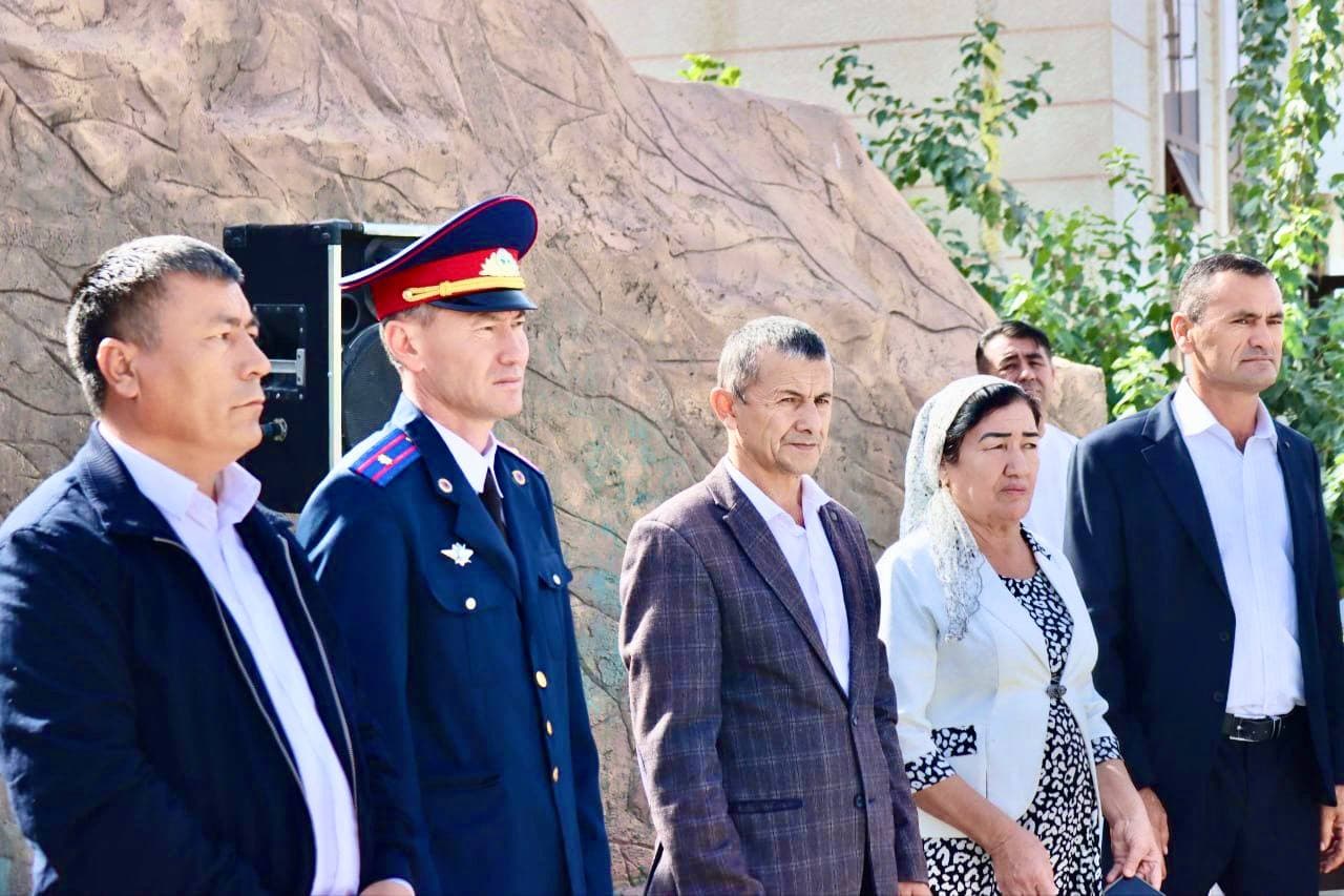 Bandixon tumanida “Jasorat sinfi” oʻquvchilarining tantanali “Vaʼda berish” tadbiri bo‘lib o‘tdi