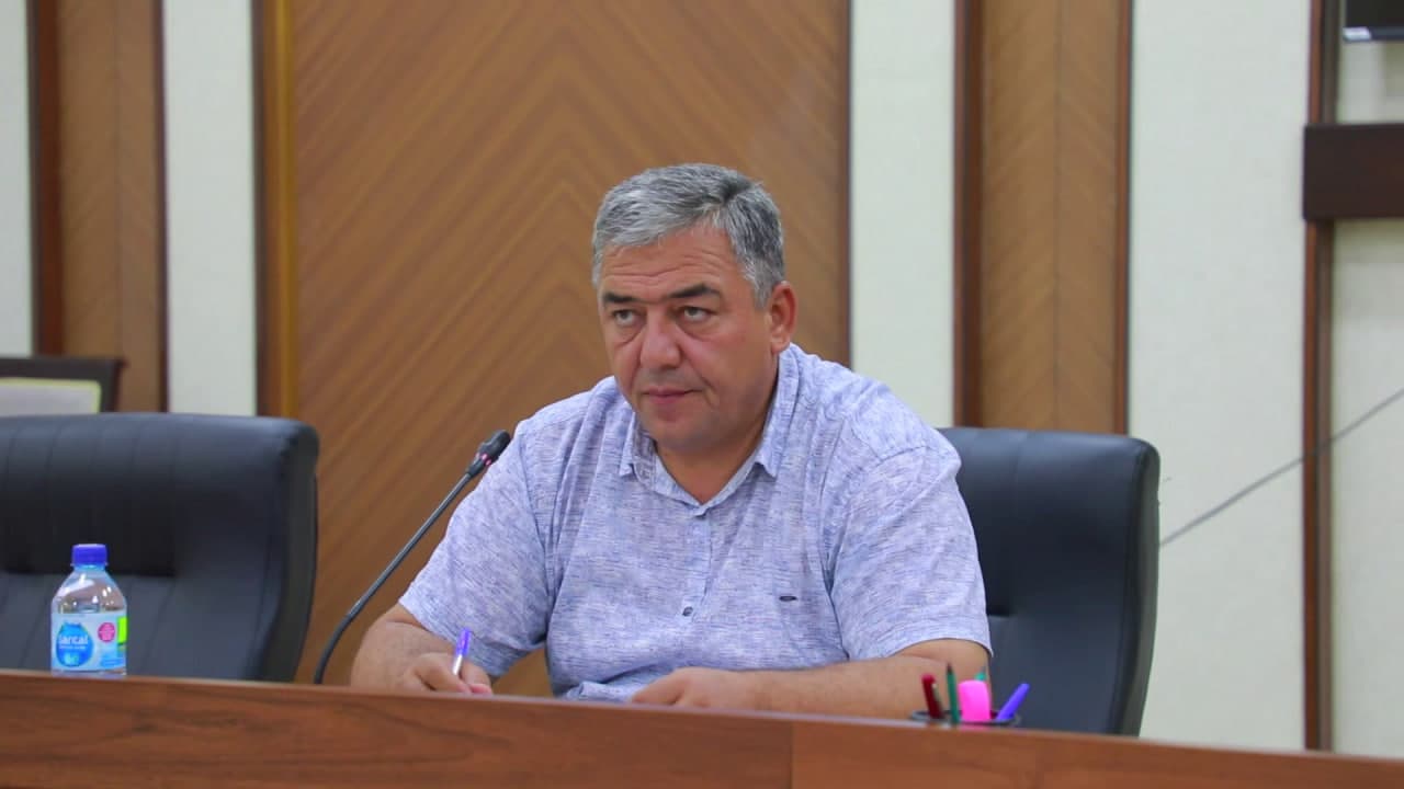 Термиз туманида Одоб-ахлоқ комиссиясининг кенгайтирилган йиғилиши ўтказилди