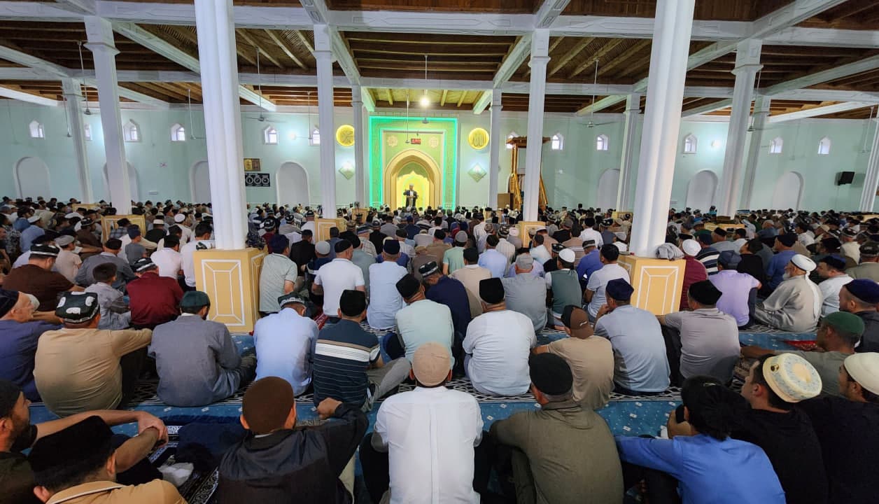 Сариосиёда Қурбон ҳайити катта шоду хуррамлик билан бошланди