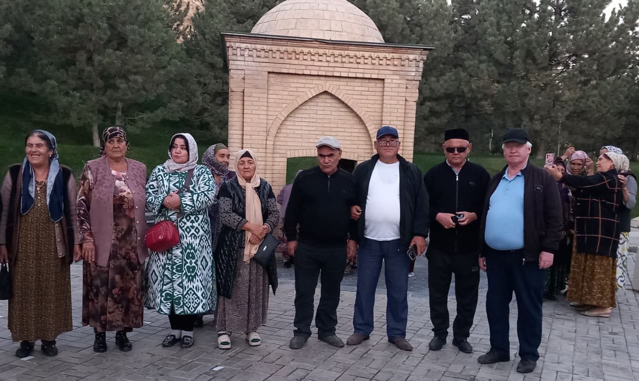 “Кўзи ожизлар жамияти” аъзолари учун саёҳат ташкил этилди