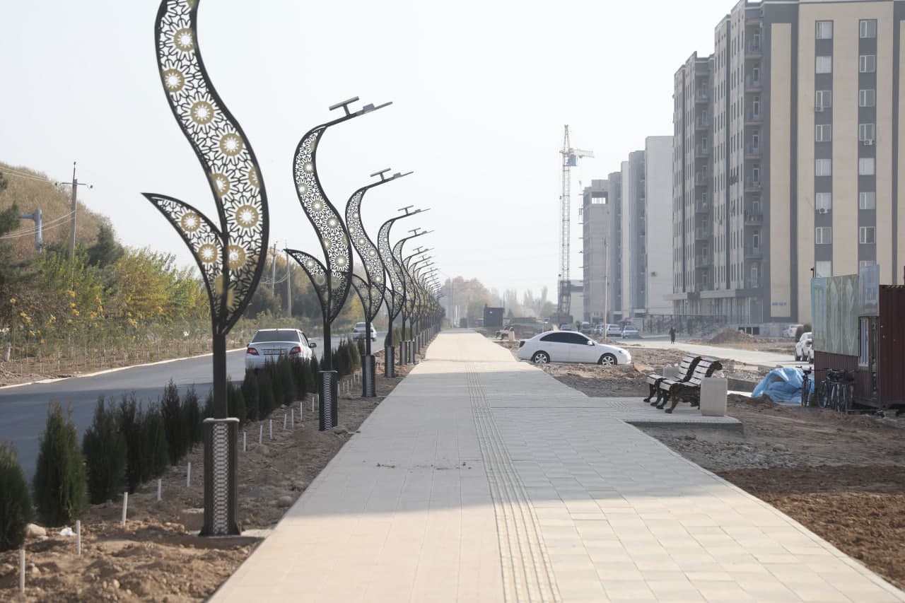 “Yangi O‘zbekiston” massividagi qurilish ishlari o‘rganildi