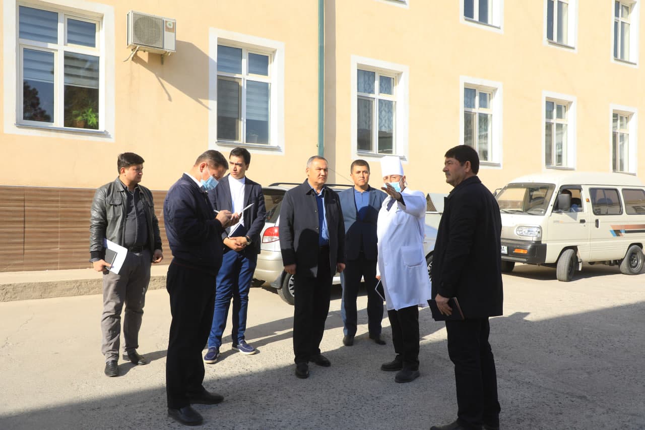 Тиббиёт соҳасидаги вазифалар ижроси ўрганилди