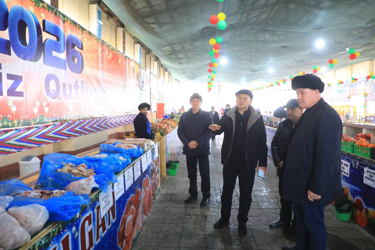 🎄 Янги йил арафасида арзонлаштирилган ярмарка аҳолига хизмат кўрсатмоқда