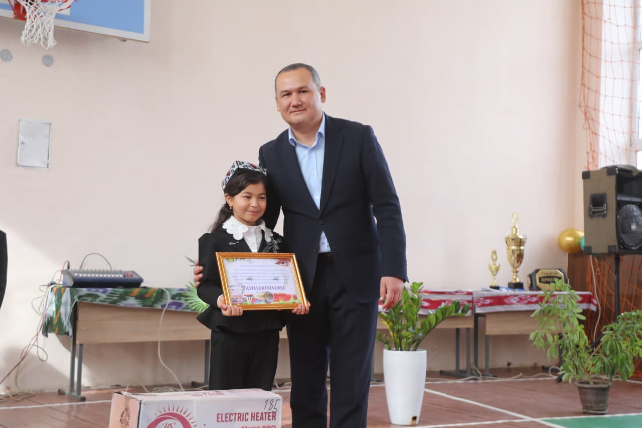 Сариосиё туманидаги 4-сонли умумтаълим мактабида “Оталар йиғилиши” бўлиб ўтди