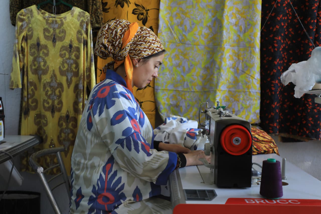 Сариосиё туманида хотин-қизлар тадбиркорлиги қўллаб-қувватланмоқда