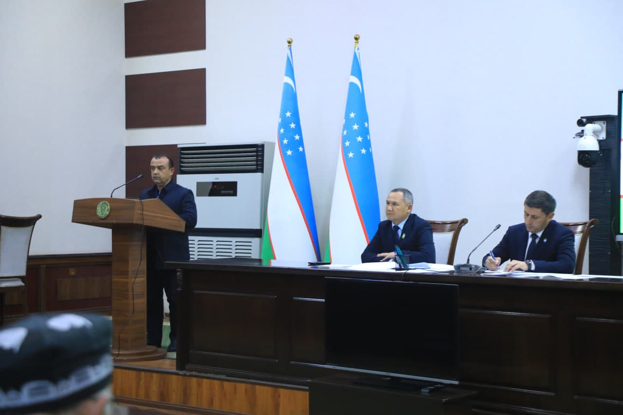 Халқ депутатлари Сариосиё туман Кенгашининг еттинчи чақириқ ўн тўртинчи сессияси бўлиб ўтди