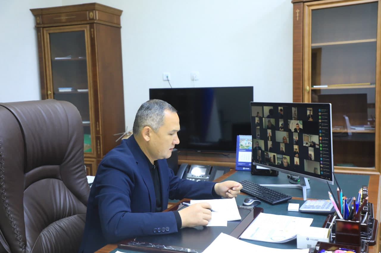 Маҳалла еттилиги билан чат орқали жонли мулоқот бўлиб ўтди