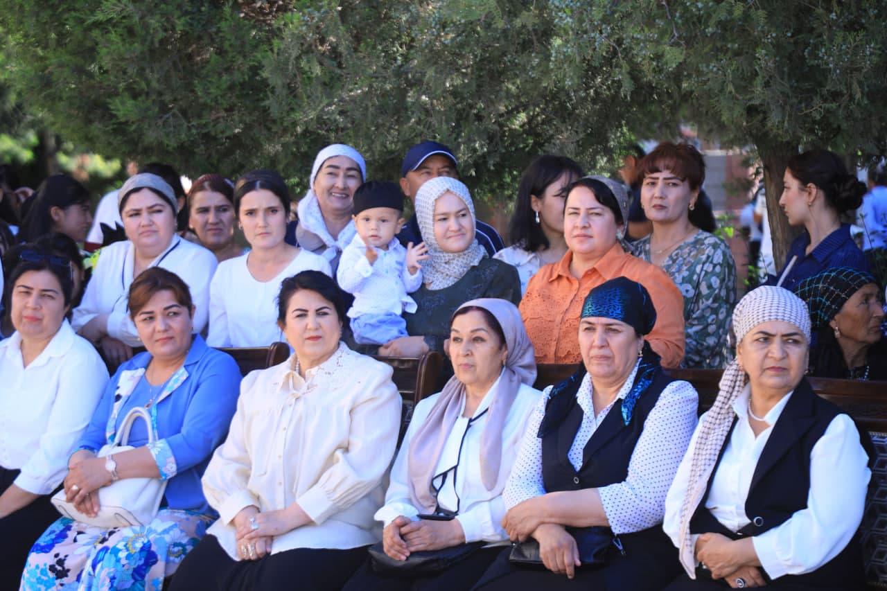 Sariosiyodagi 95 ta maktabda so‘nggi qo‘ng‘iroq jarangladi