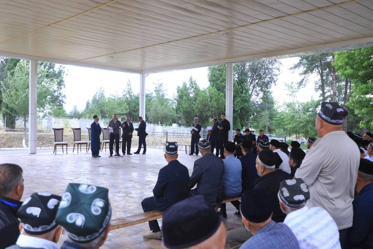 Qabristonlarni obod qilish va mavjud muammolarni bartaraf etish masalalari yuzasidan vazifalar belgilab olindi