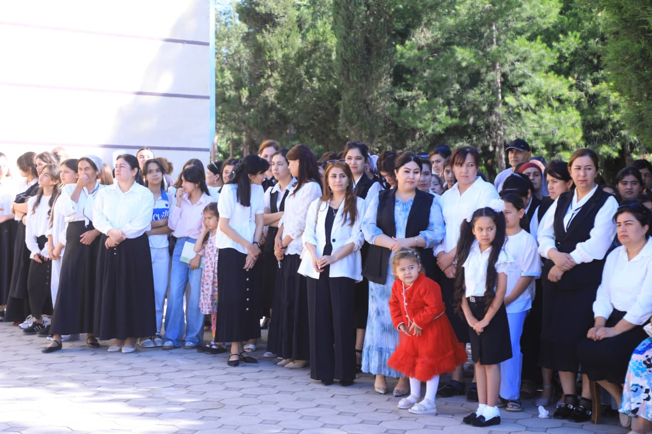 Sariosiyodagi 95 ta maktabda so‘nggi qo‘ng‘iroq jarangladi
