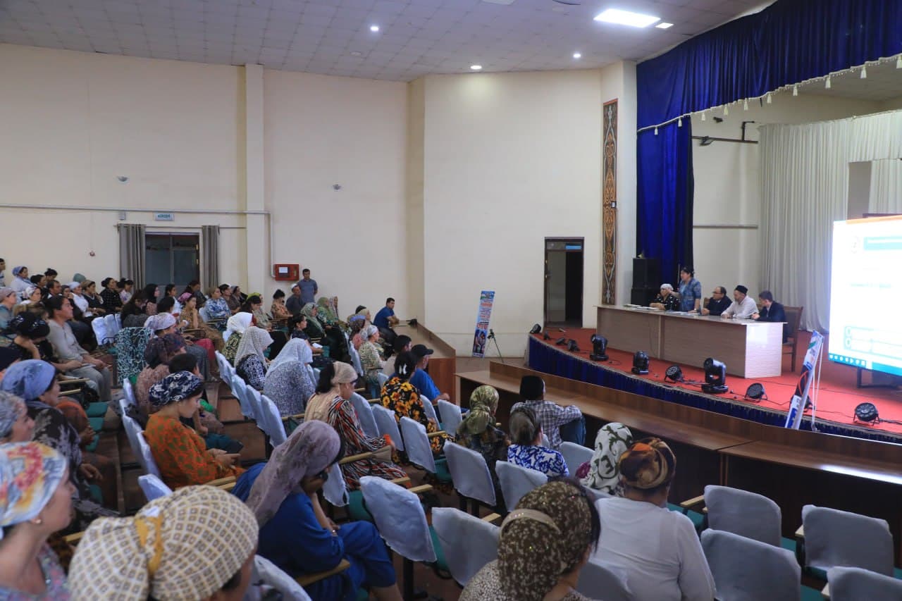 Xotin-qizlar huquqlarini himoya qilish va oilalarni qo‘llab-quvvatlash bo‘yicha amaliy uchrashuv o‘tkazildi