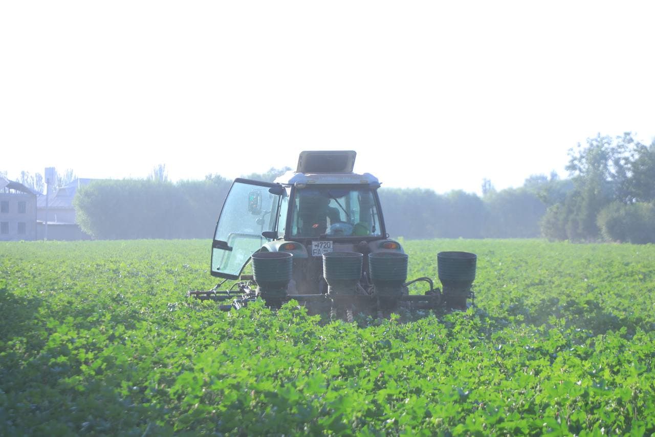 Qishloq xo‘jaligida dolzarb vazifalar ijrosi va agrotexnik tadbirlar muhokama qilindi