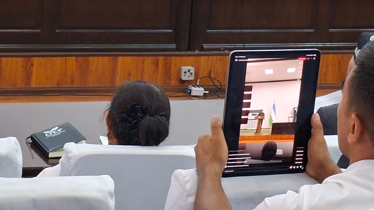 Xalq deputatlari Sariosiyo tuman Kengashining yettinchi chaqiriq o‘n yettinchi sessiyasi bo‘lib o‘tdi