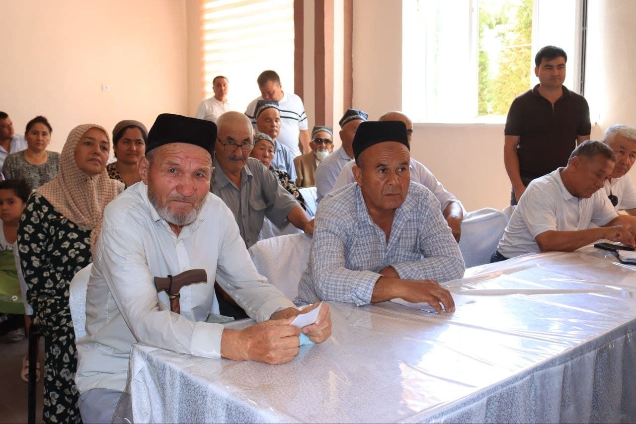 Tuman hokimi Otabek Mavlyanov sayyor qabul o‘tkazdi