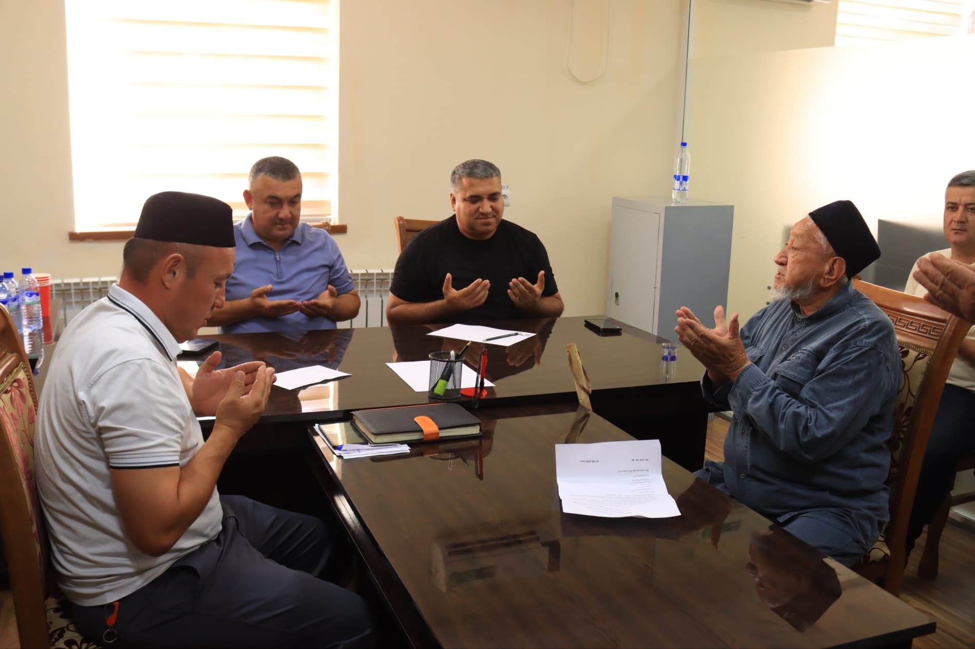 📋 Oltinsoy tumani hokimining navbatdagi fuqarolar qabuli o‘tkazildi