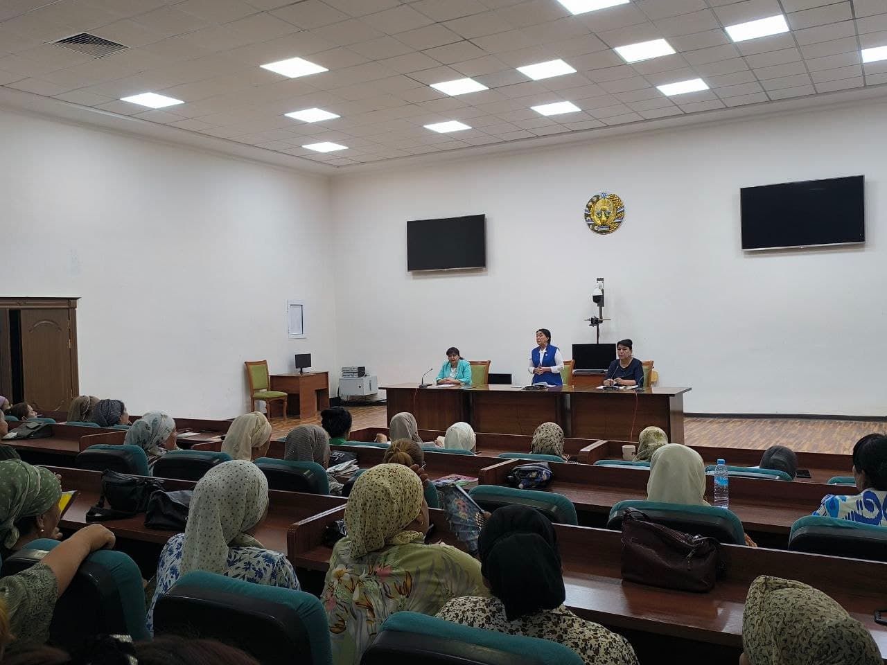 Sherobod tuman oilalar mustahkamligini ta’minlashda “Oqila ayollar harakatining o‘rni" mavzusida forum o‘tkazildi.