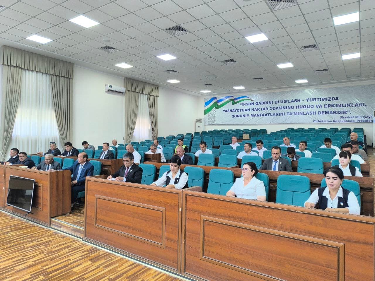 🇺🇿Халқ депутатлари Шеробод туман Кенгашининг навбатдаги 14-сессияси бўлиб ўтди.