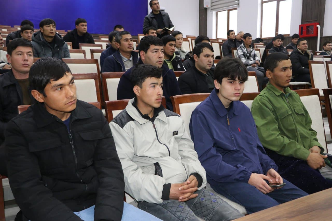 Открытый диалог с молодежью