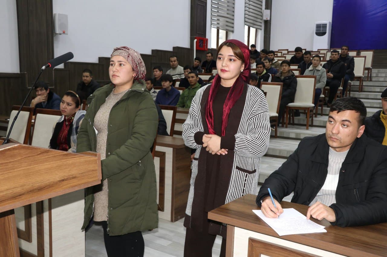 Открытый диалог с молодежью