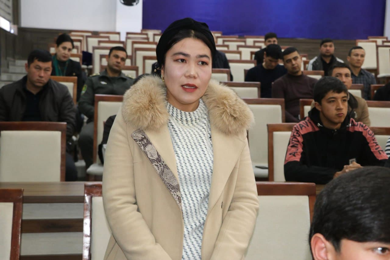 Открытый диалог с молодежью