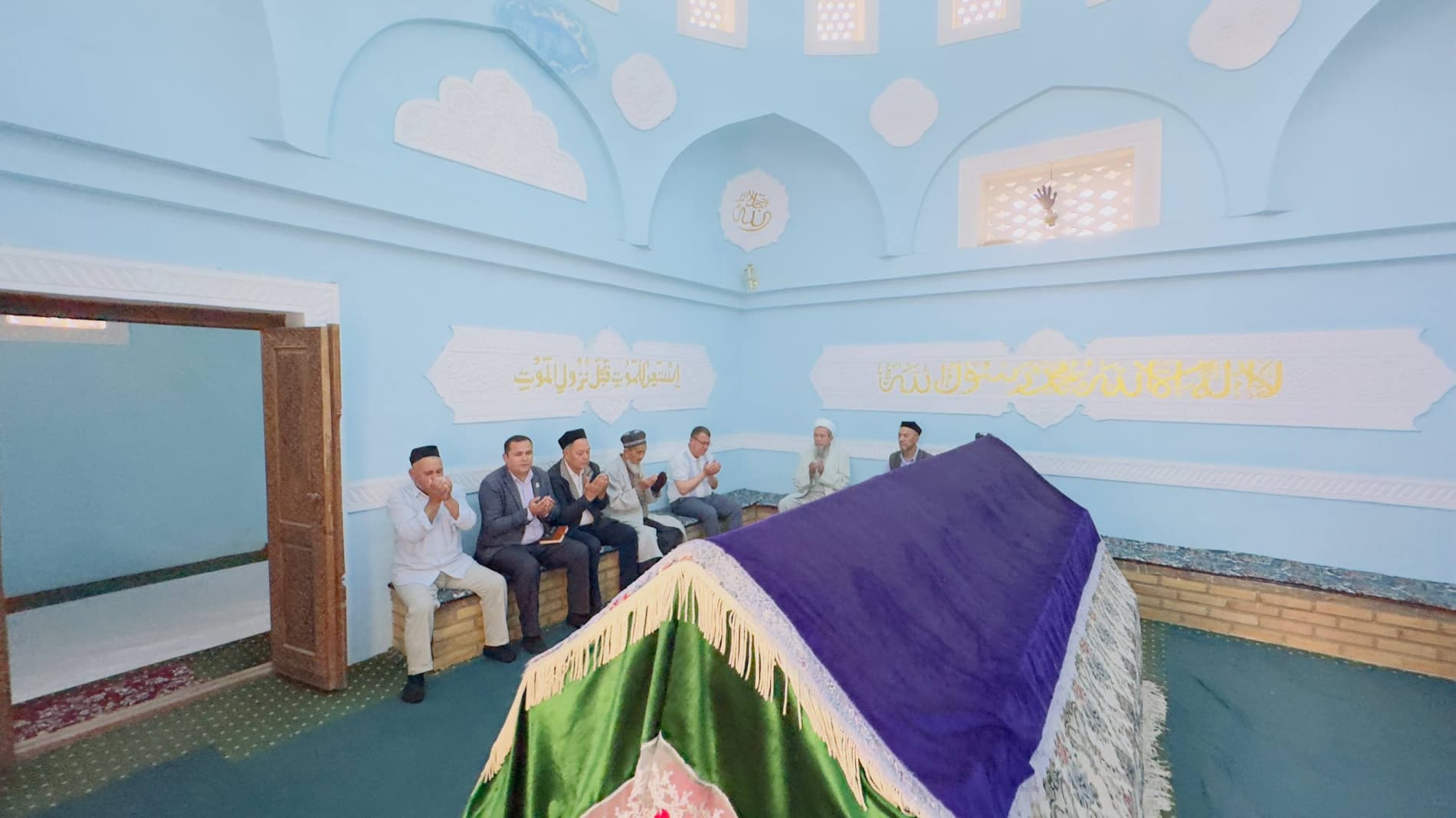 Denov tumani hokimi Anvar Normamatov “Shamoli” mahallasida amalga oshirilayotgan obodonlashtirish va bunyodkorlik ishlari bilan yaqindan tanishdi.