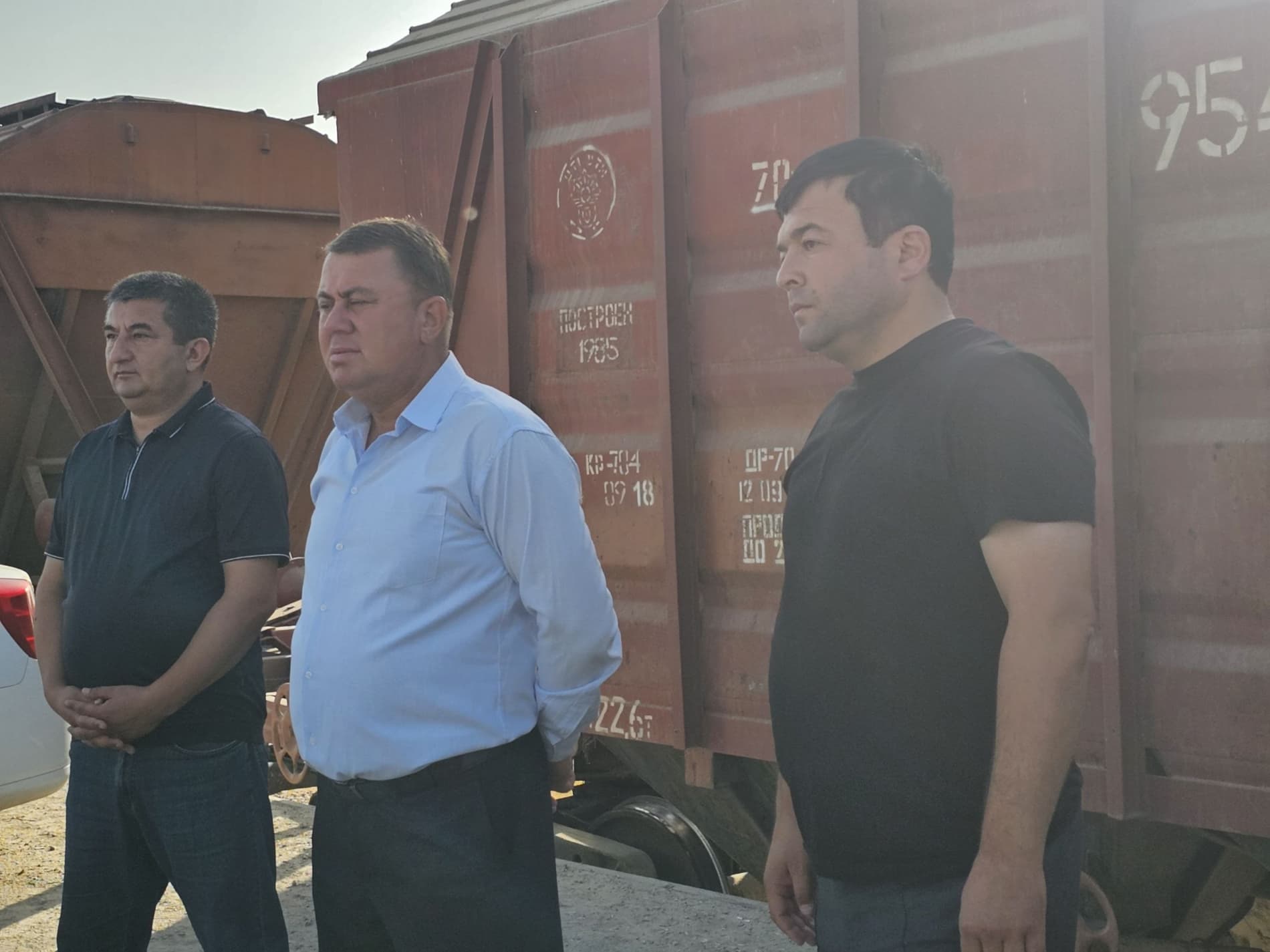 Yangi o‘quv yiliga tayyorgarlik va ijtimoiy soha obyektlaridagi ishlar o‘rganildi