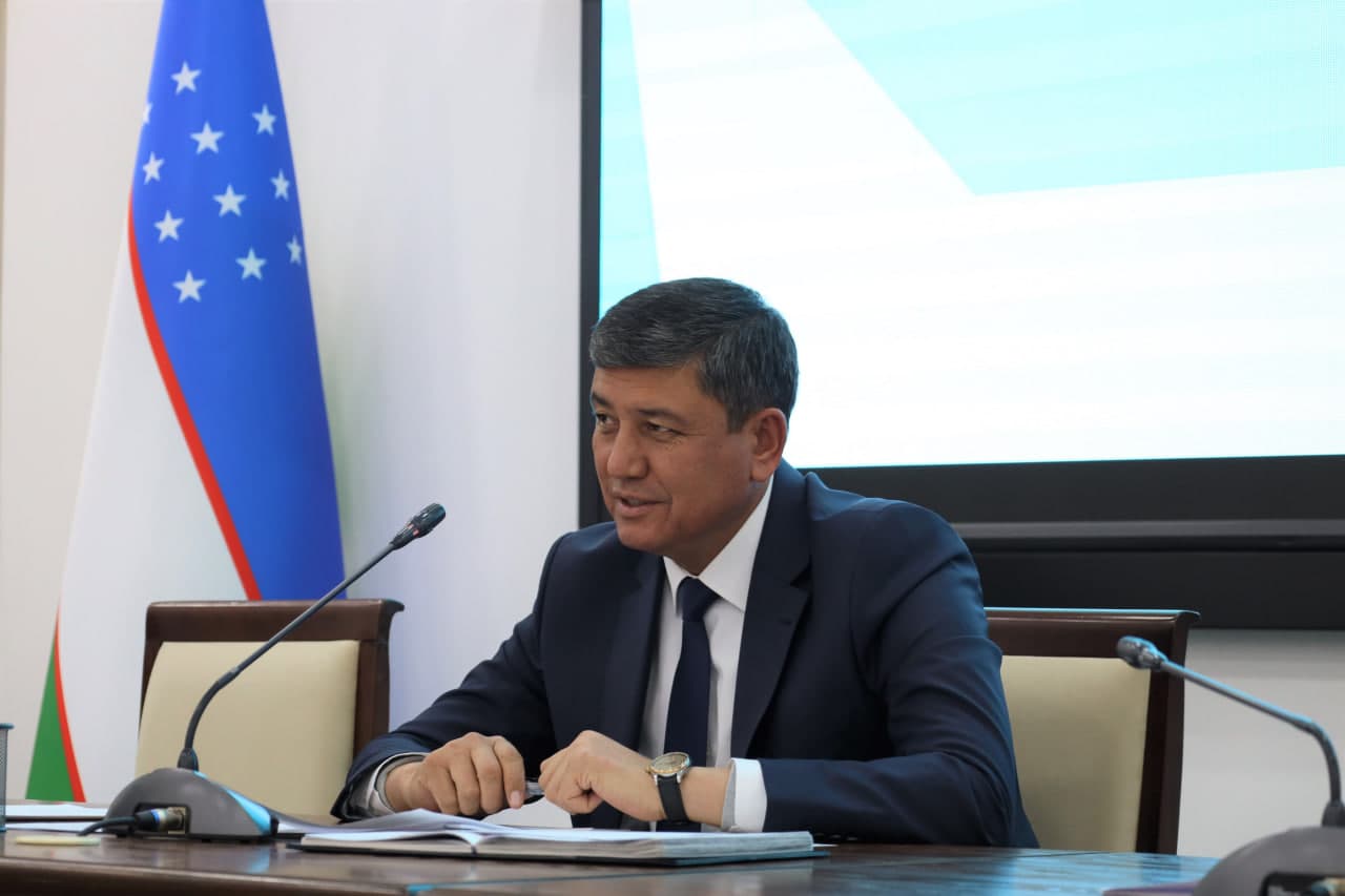 Xalq deputatlari Qarshi shahar Kengashining navbatdan tashqari sessiyasi bo‘lib o‘tdi