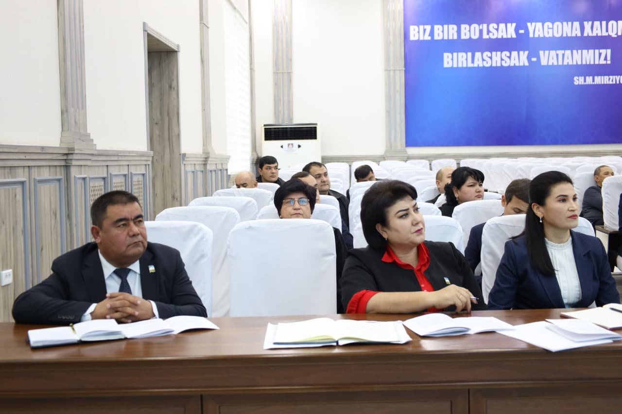 Xalq deputatlari Qarshi shahar Kengashining navbatdan tashqari sessiyasi bo‘lib o‘tdi