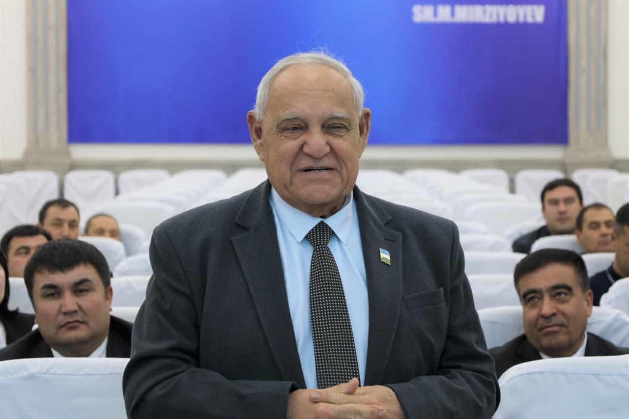 Xalq deputatlari Qarshi shahar Kengashining navbatdan tashqari sessiyasi bo‘lib o‘tdi