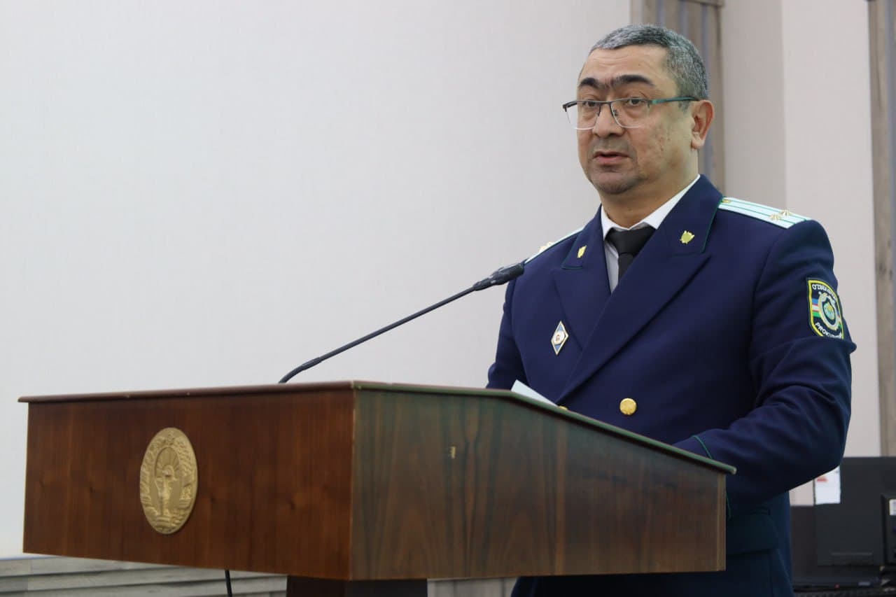 Халқ депутатлари Қарши шаҳар Кенгашининг 17-сессияси бўлиб ўтди