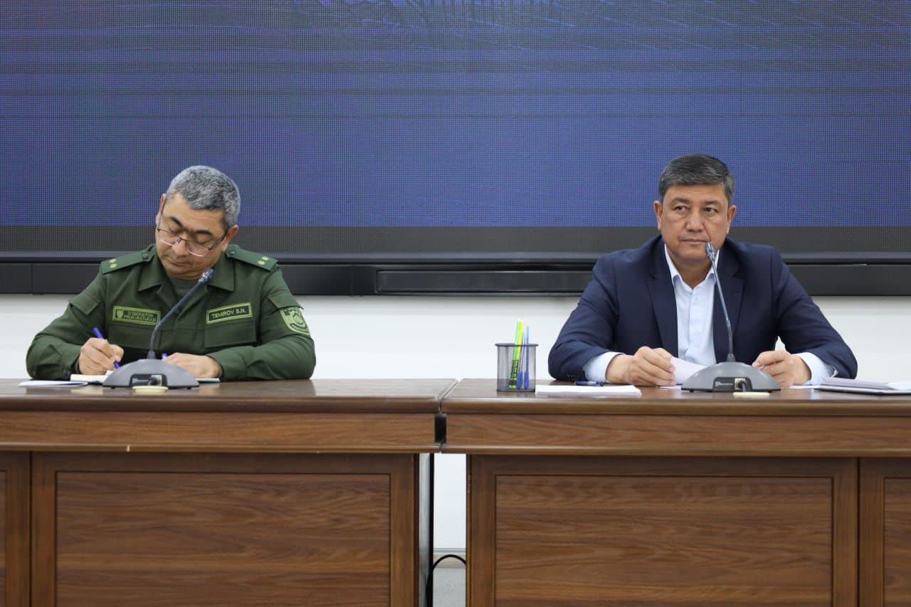 Ҳоким ва ёшлар учрашуви