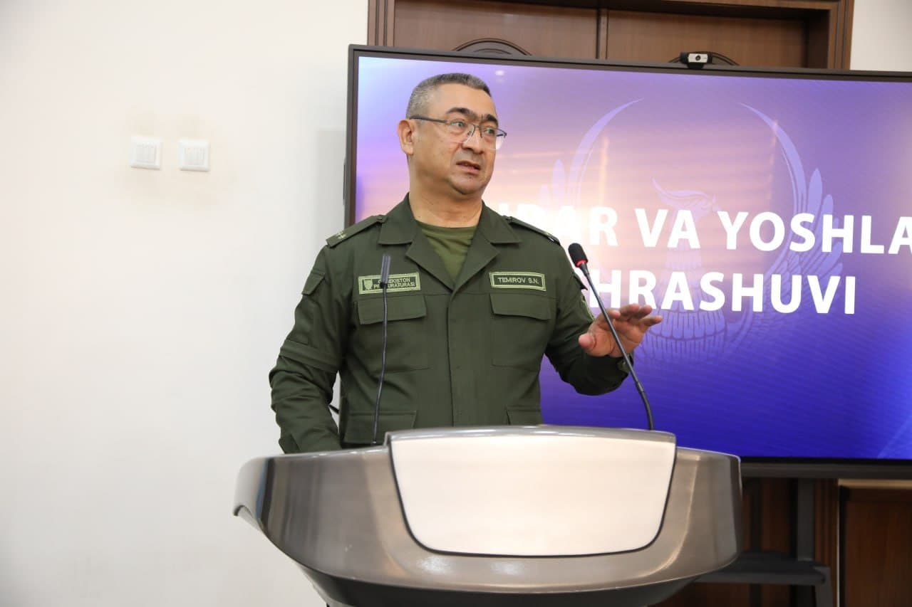 ШАҲАР ҲОКИМИ ВА ЁШЛАР МУЛОҚОТИ