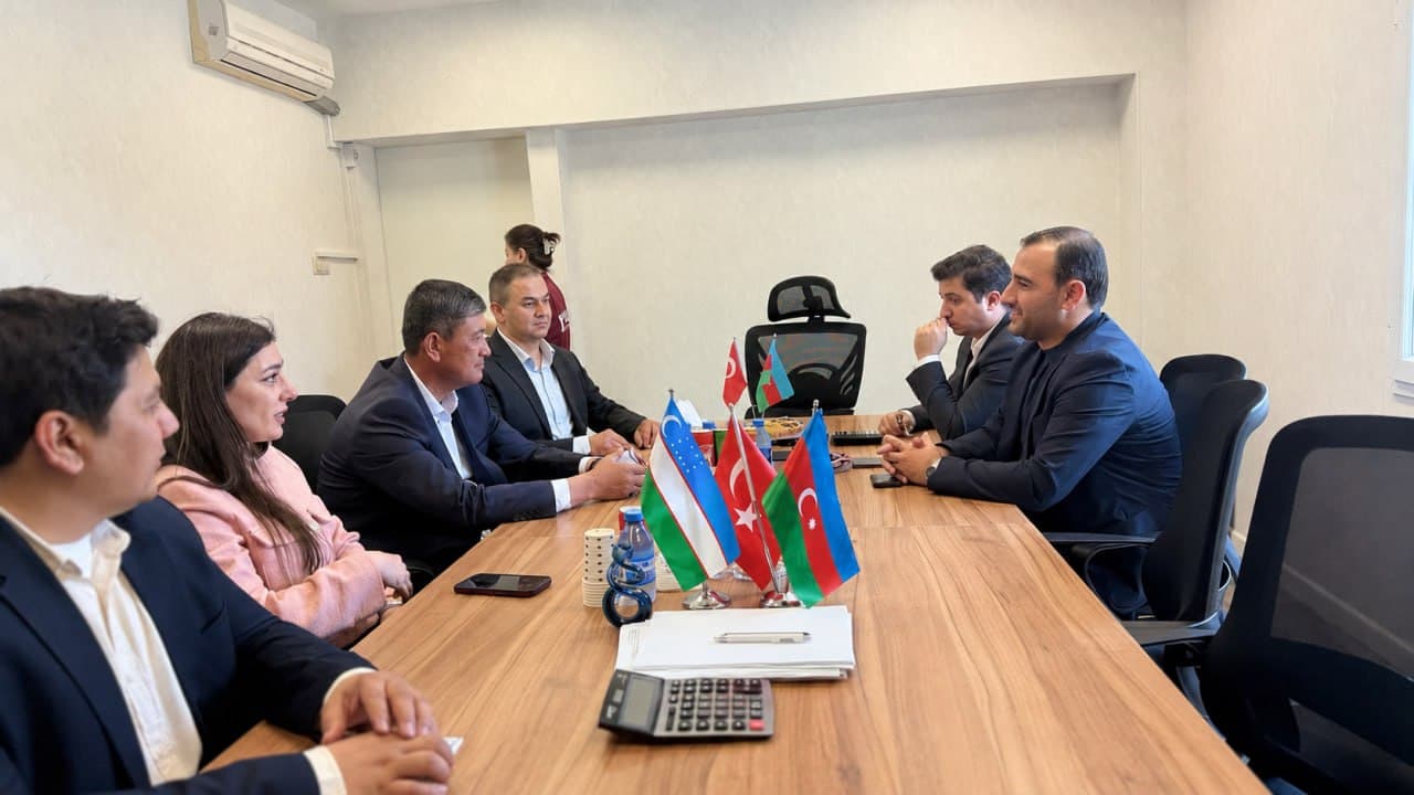 Қарши шаҳри делегацияси Боку форумида йирик инвестицион келишувларга эришди