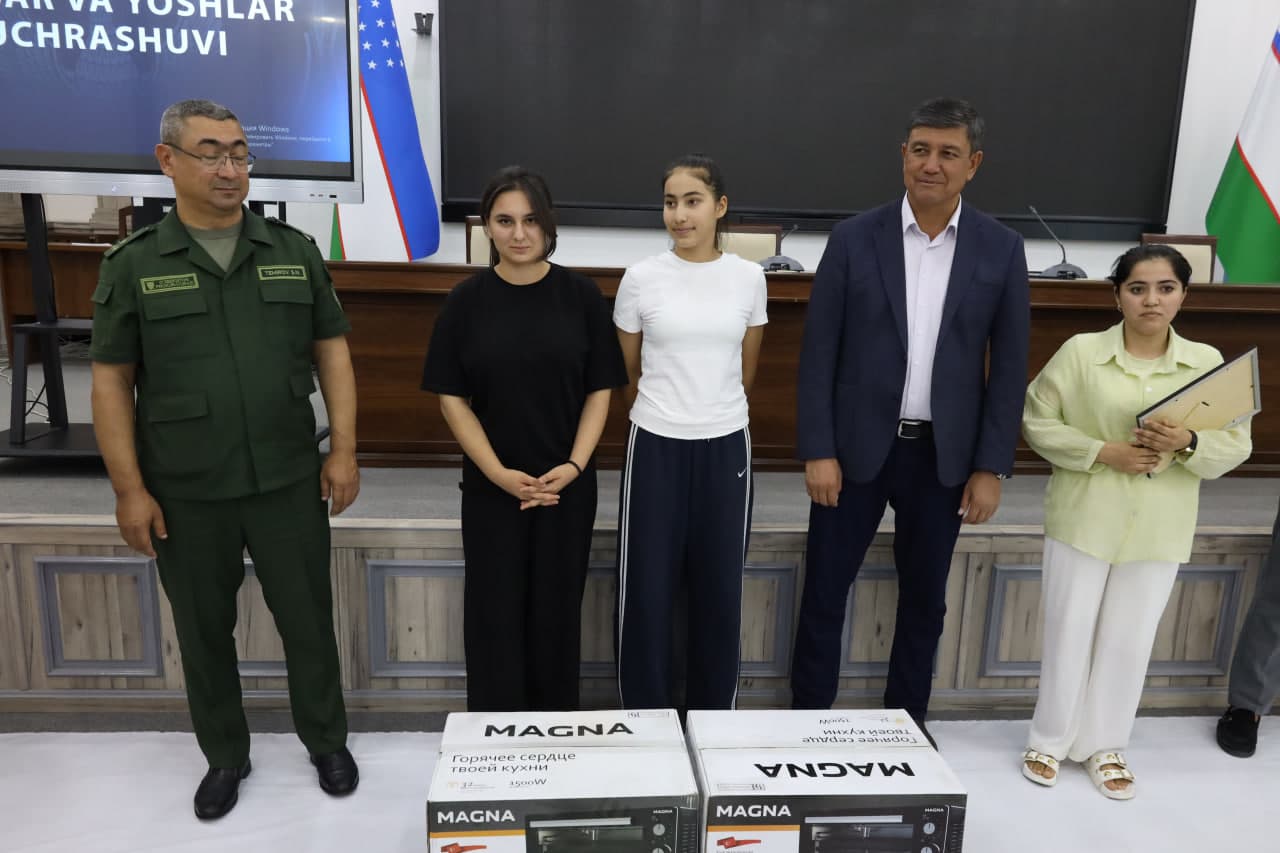 Қаршида “Раҳбар ва ёшлар учрашуви”