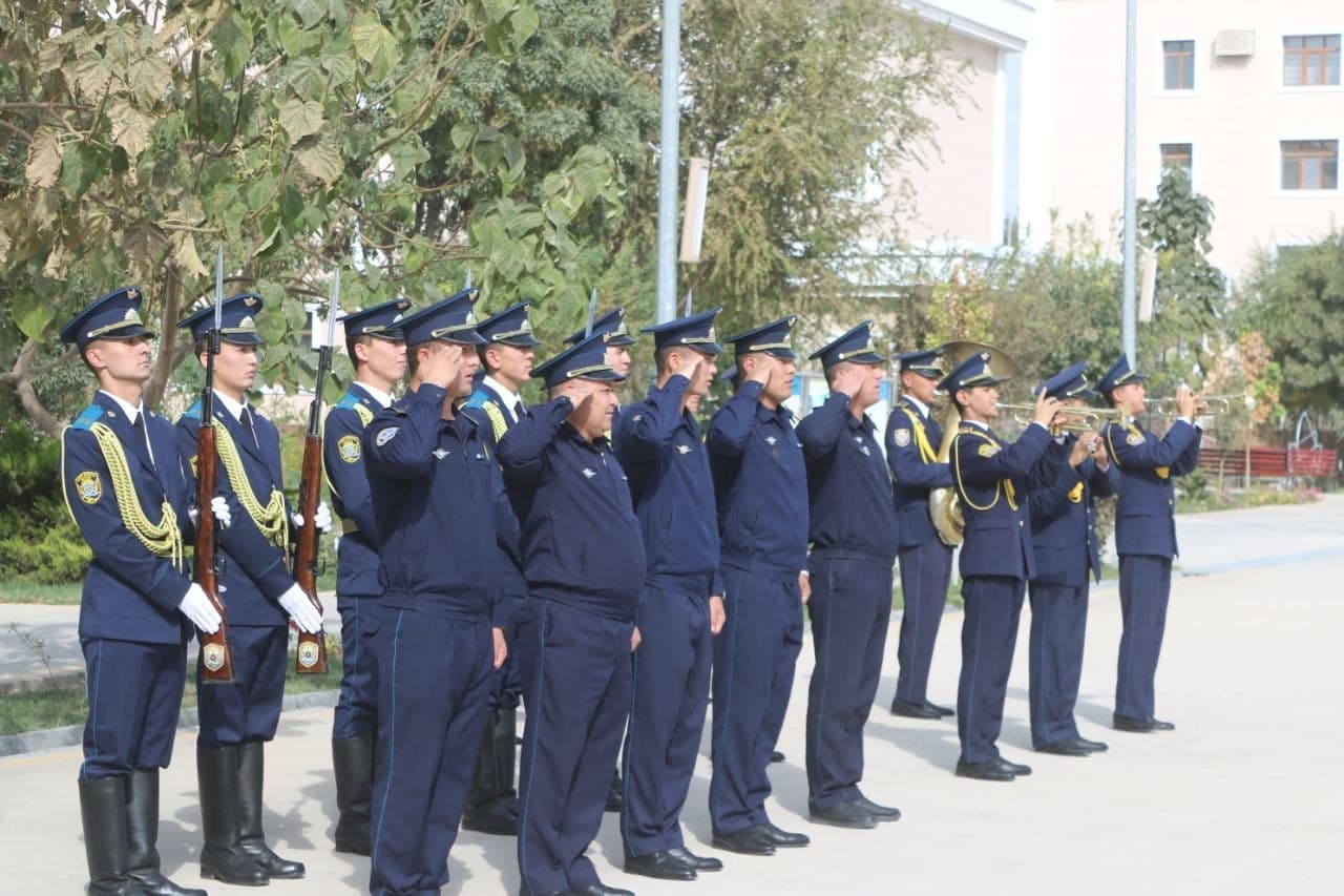 “Vatan tayanchi” otryadi a’zolari tantanali va’da berdilar