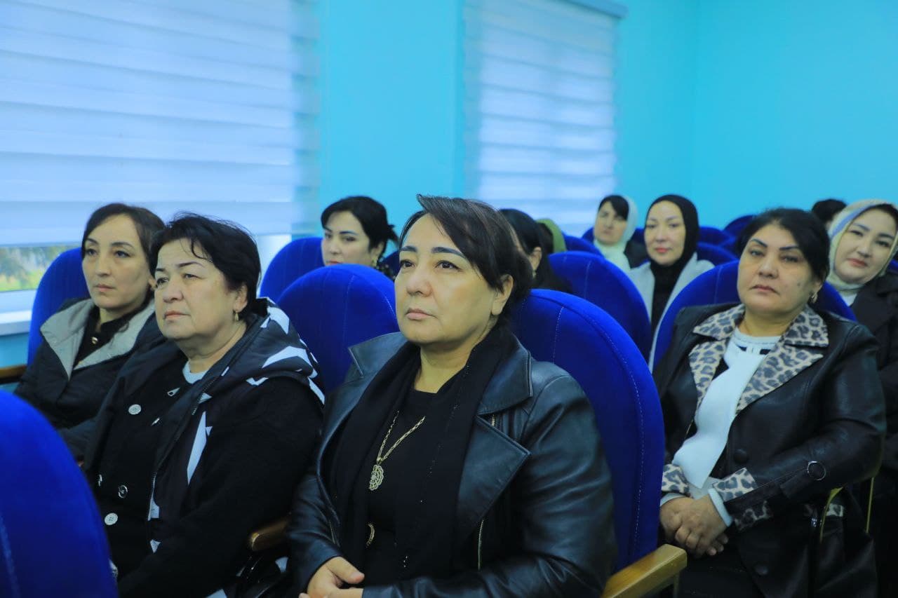 Ta’lim tizimidagi ayollar bayram bilan tabriklandi
