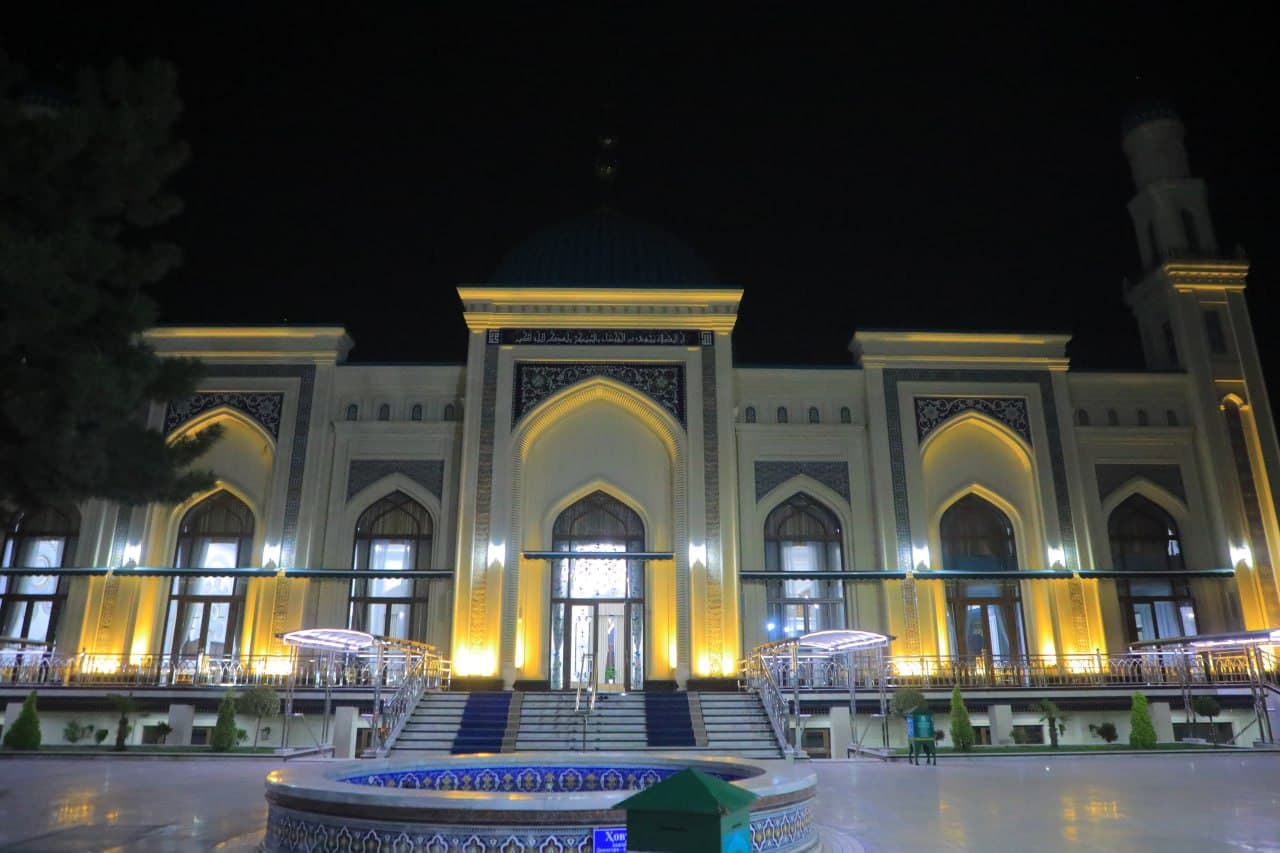 Yangi Namangan tumanidagi masjidlar Ramazon hayiti namoziga tayyorlanmoqda